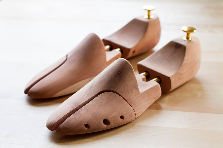 camilla de zapatos