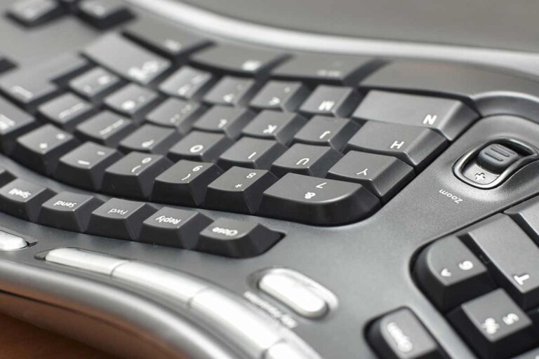 teclado ergonómico